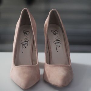 Fashion Nova Blush Pumps